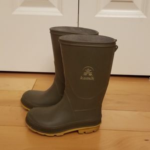 Kamik rain boots